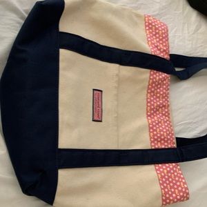 Vineyard vines classic tote